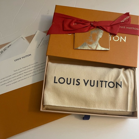Louis Vuitton Sarah wallet - Picture 2 of 10